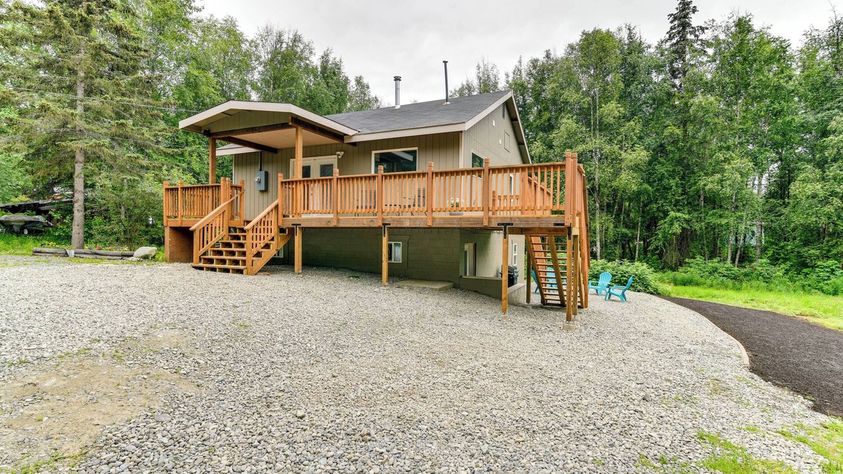 Anchorage Cottage | 'Chugiak Moose Cottage' Near Chugach State Park!