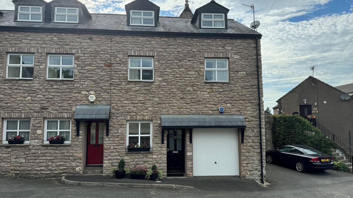 Kirkby Stephen House | Church Barn 1-5 guests, Kirkby Stephen, Cumbria