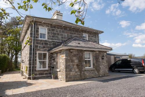 Castletown House | Church Farmhouse - Castle View (4 bedroom) & Church View (2 bedroom)