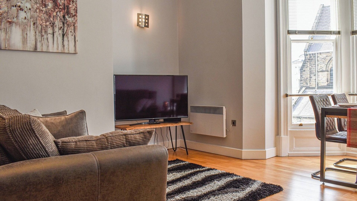 South Cliff Cottage | Church View Apartment