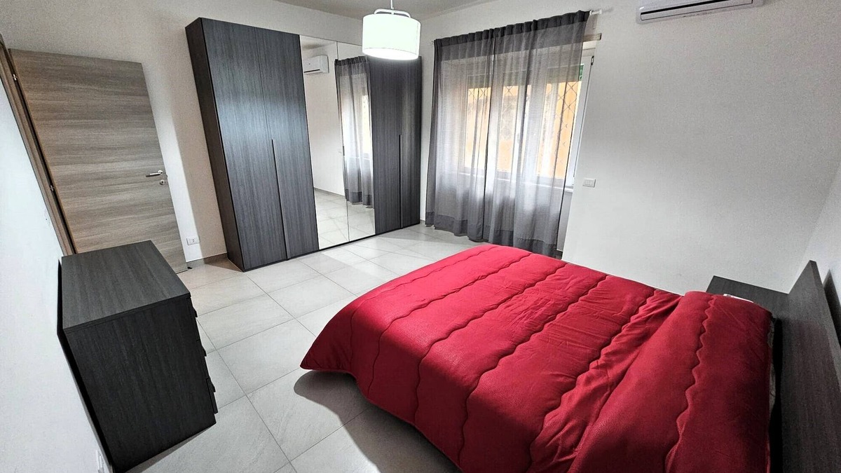 Ciampino Apartment | Ciampino Airport - Modern House