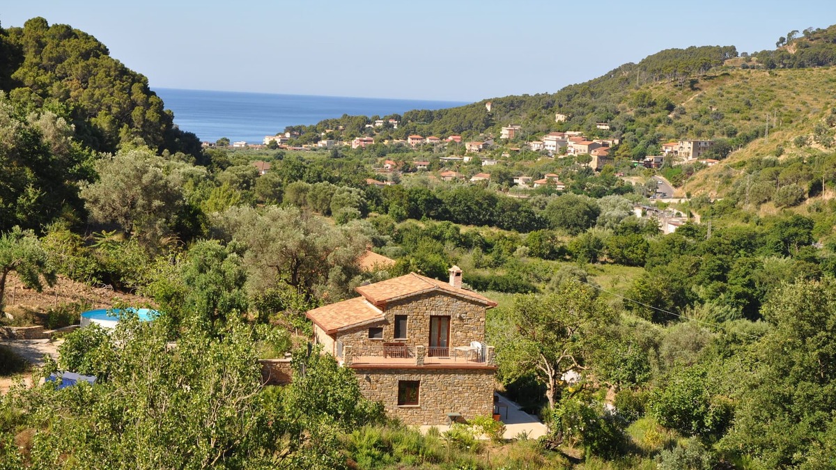 Montecorice House | Cilento, Castellabate - Holiday home with pool in a beautiful panoramic position by the sea