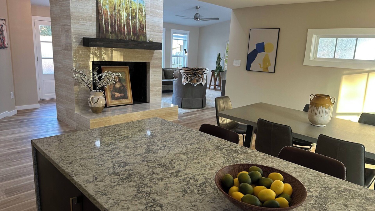 Pembroke House | Circle Retreat Lovely 2-bedroom house in Pembroke