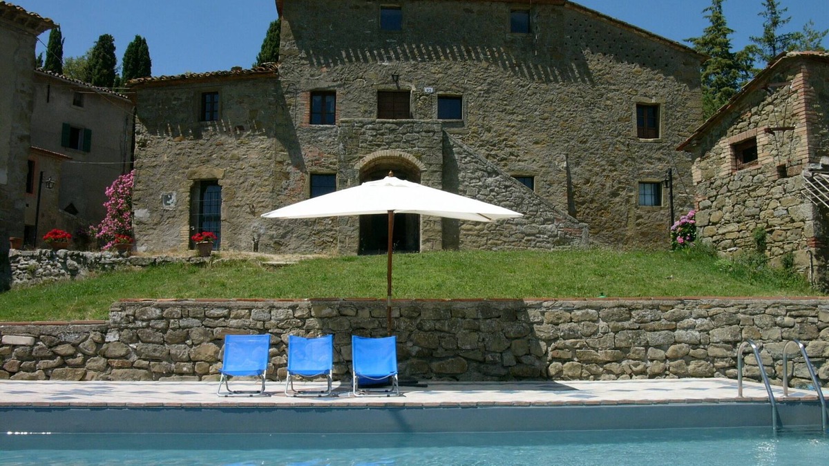 Bivio Lugnano House | Citta Di Castello, inter-gen family occasions, staycations, parking, sustainable