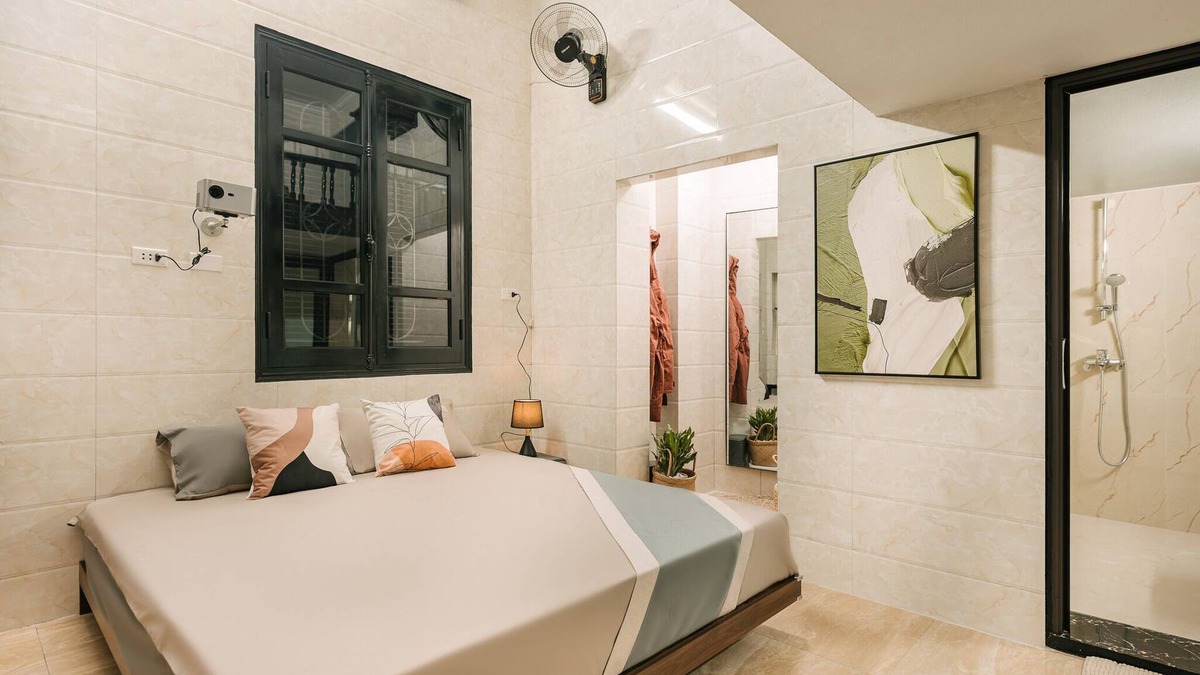 Trang Tien Apartment | City Center Home - 2 minutes to Hoan Kiem Lake, near Old Quarter, Trang Tien