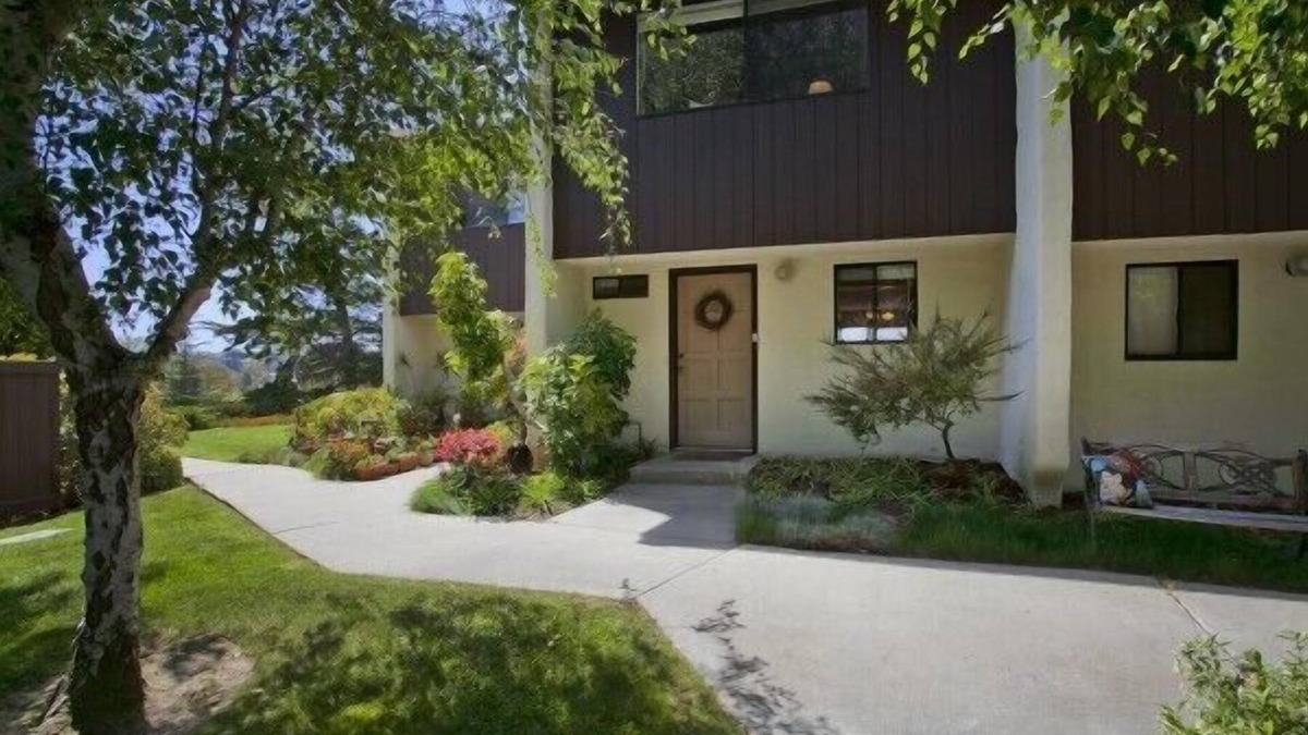 Alta Mesa Condo | CITY LIGHTS - STUNNING VIEW OF DOWNTOWN SANTA BARBARA