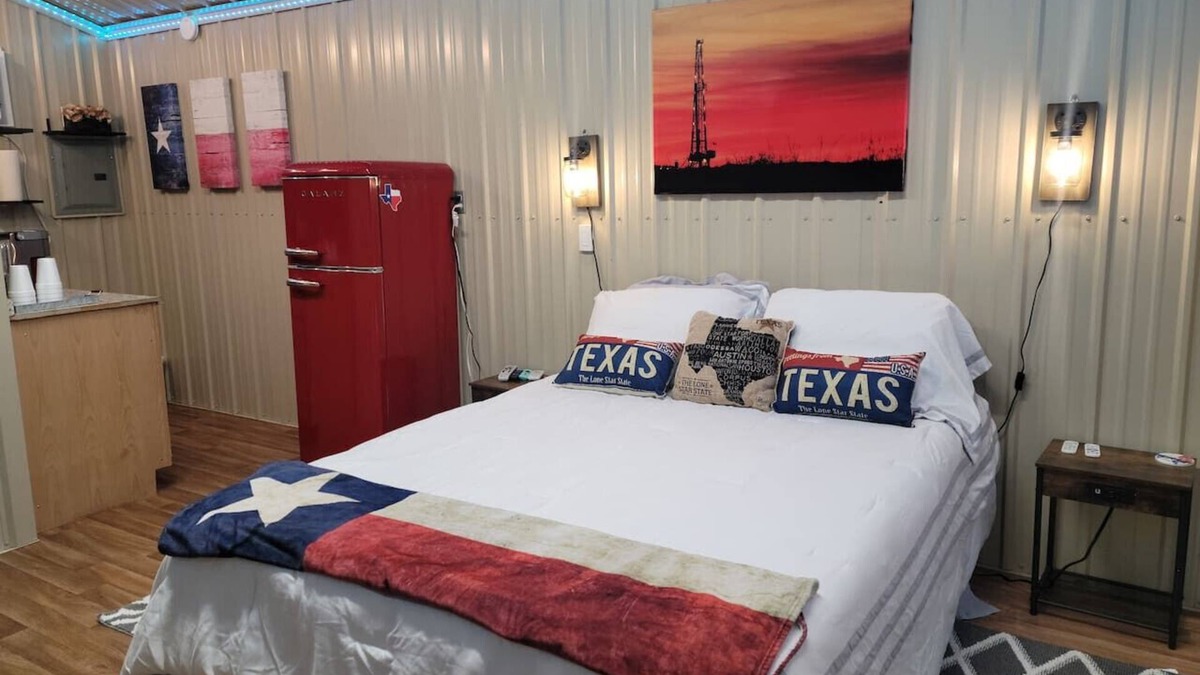 Odessa House | City limits, off interstate I20 & west co rd WIFI