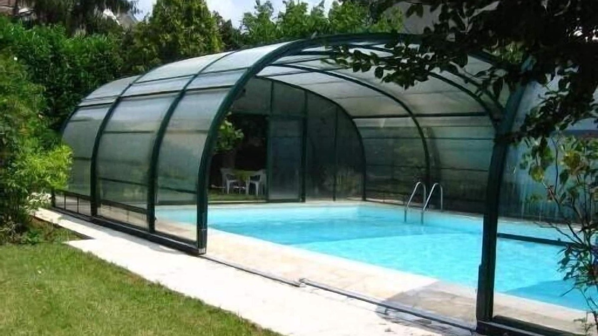 Perigueux House | City, Quiet location on semi private road on Green Way of Périgueux, Dordogne