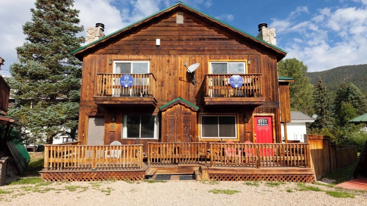 Red River Cabin | CJ A-Frame 3 - In Town - Ski In/Ski Out - Free WiFi - Cable - Hot Tub - Washer/D