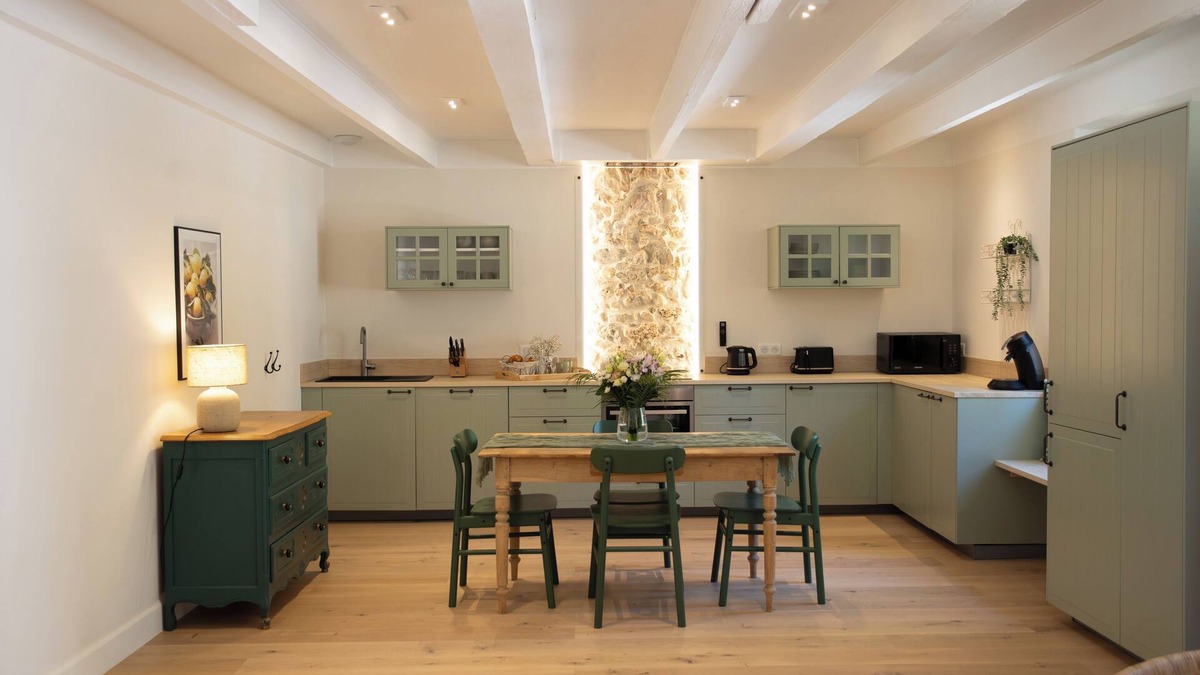 Gonfaron Apartment | Clairette- Charming gîte, 2 bedrooms