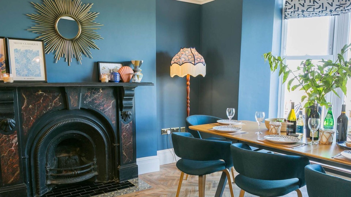 Llanfairfechan Cottage | Claremont - a sea view that sleeps 8 guests in 4 bedrooms