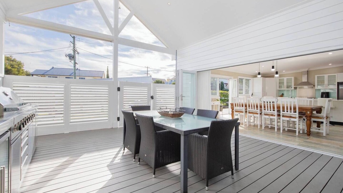 Stockton House | Claremont Timeless Foreshore Retreat by the Wharf