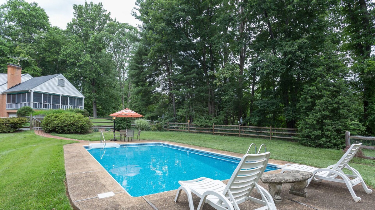 Earlysville House | Clarington | Spacious Four Bedroom Home with a Pool in mountains