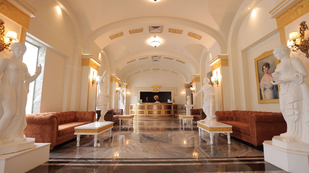 Sanwer Hotel | Clarion Inn Indore