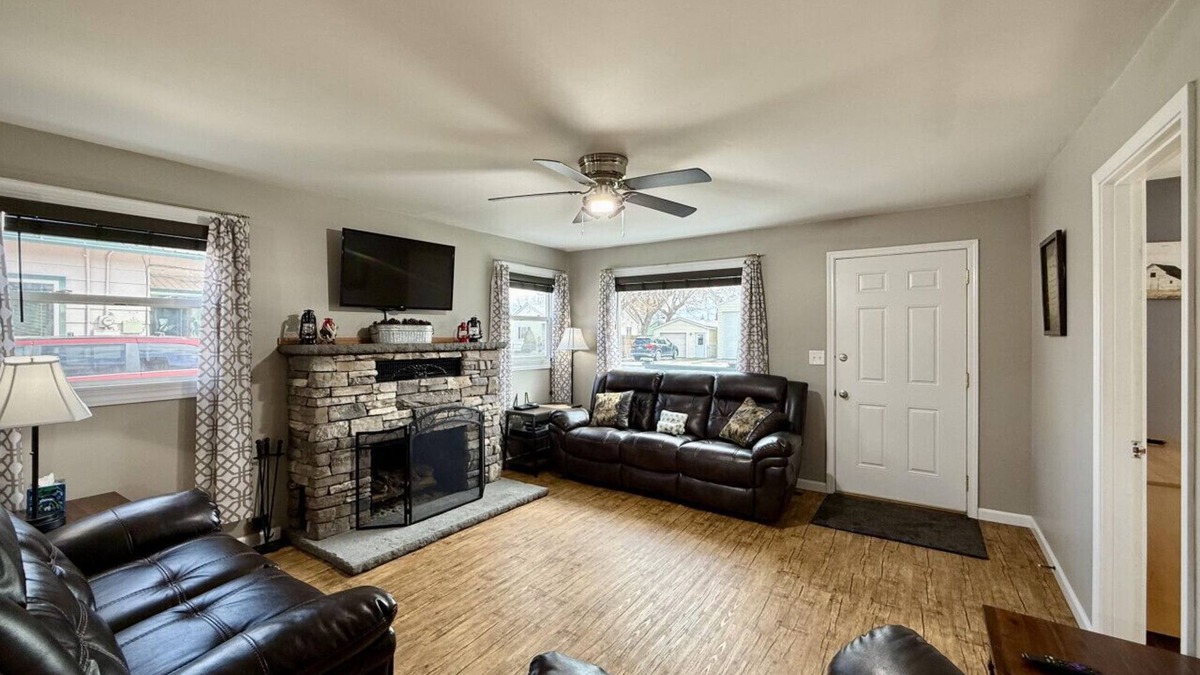 Baker City Apartment | Clark Street Charmer