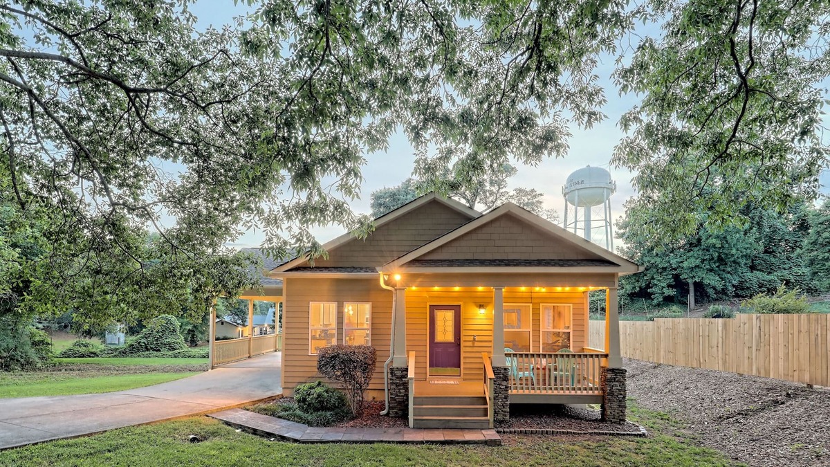 Clarkesville House | Clarkesville Hideaway- in-town yet private