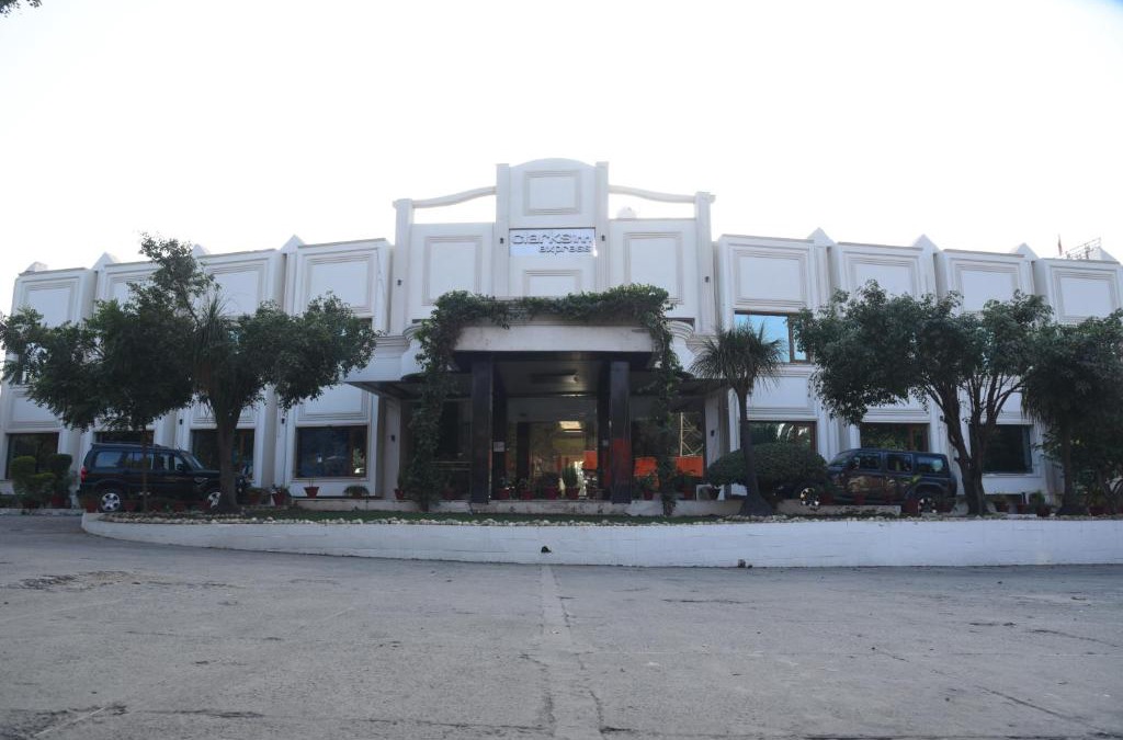 Baddi Hotel | Clarks Inn Express Baddi