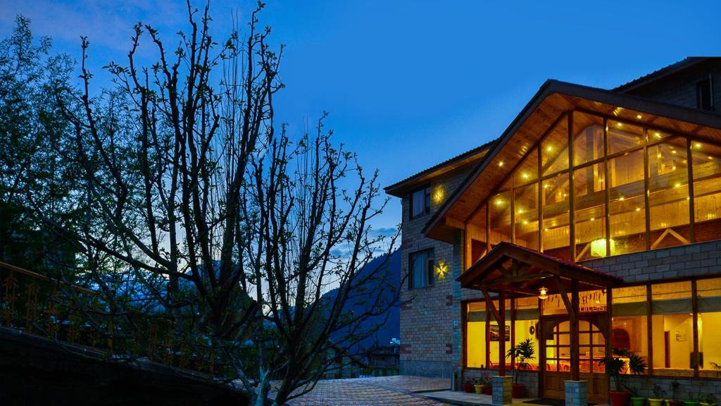 Jagatsukh Hotel | Clarks Inn Suites, Manali