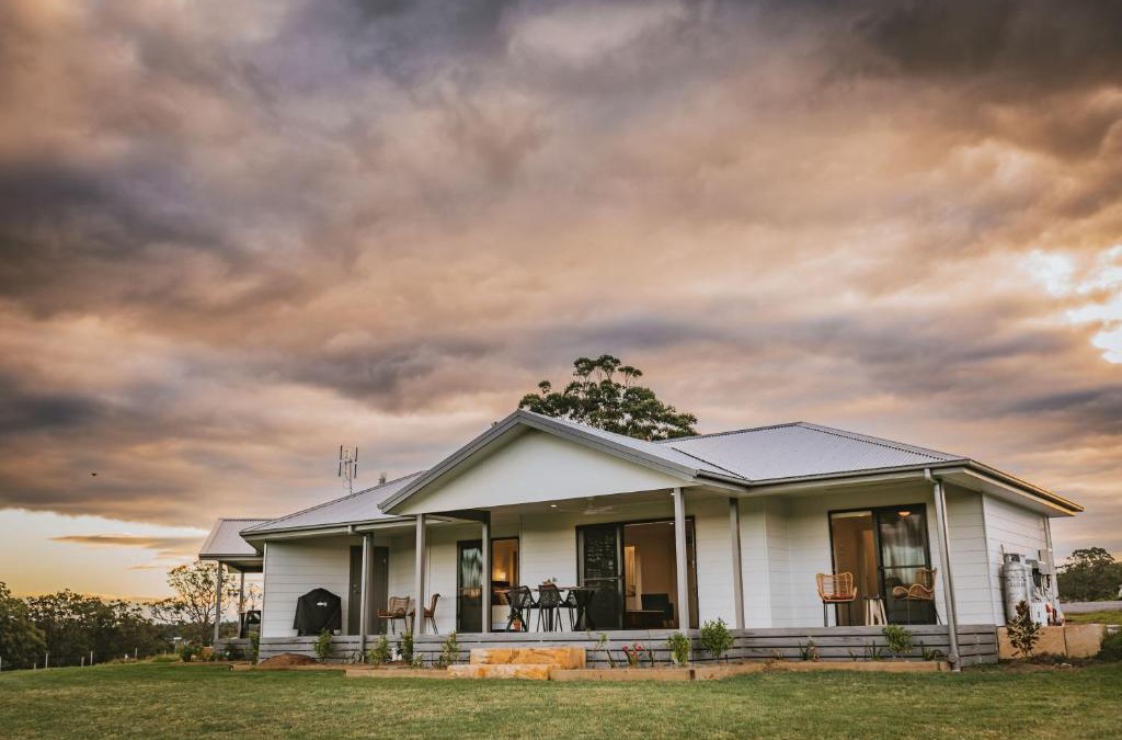Clarence Town House | Clarrie's Green