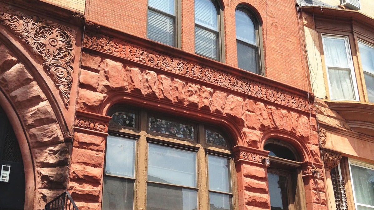 Bedford-Stuyvesant Apartment | Classic Brooklyn Garden Apartment With Easy Access to Manhattan