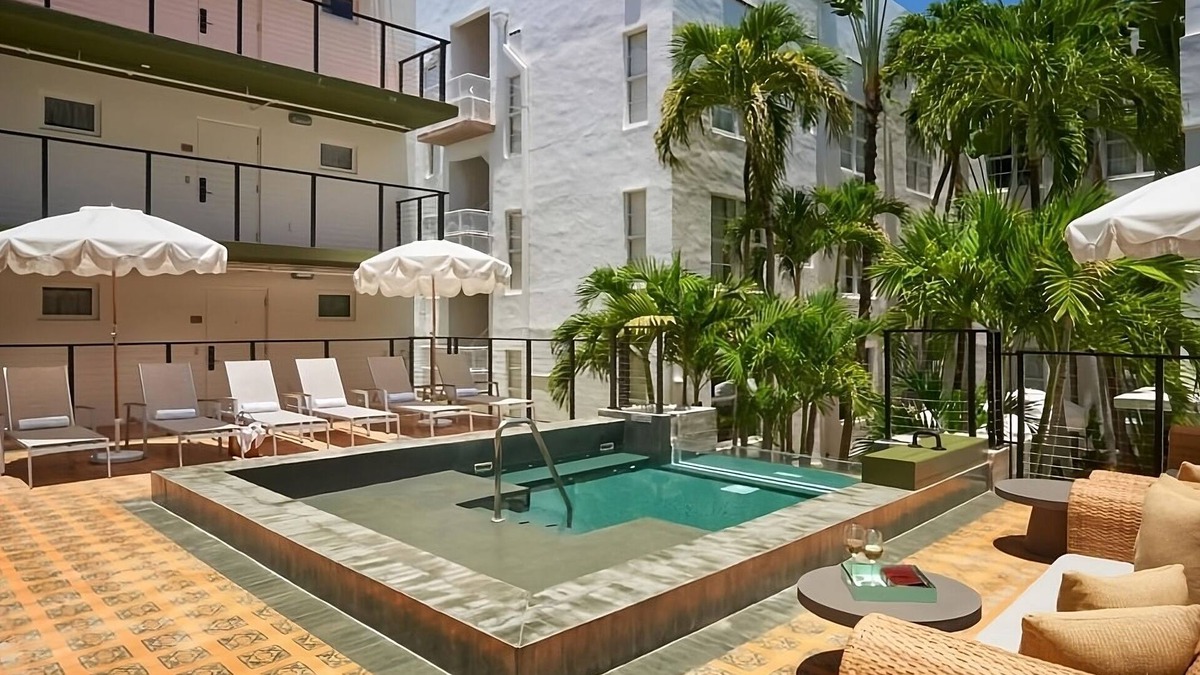 South Pointe House | Classic Room, Miami Beach Haven, Minutes to Art Deco Historic District!