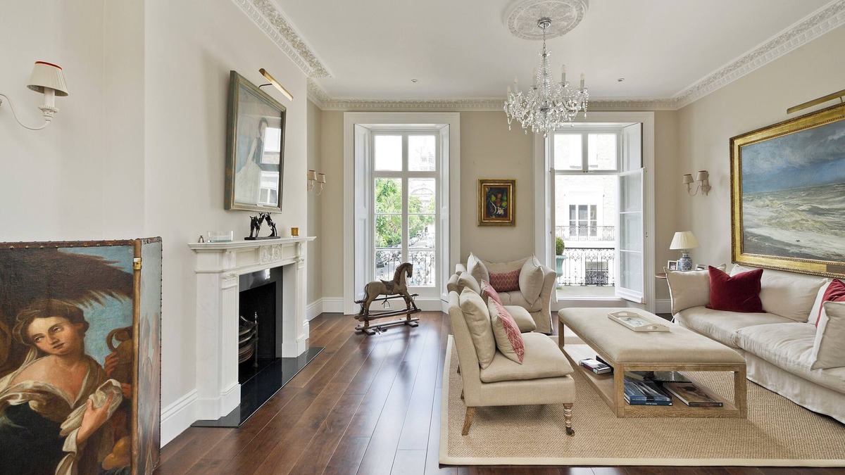 Brompton & Hans Town House | Classical Living in Knightsbridge, by Veeve