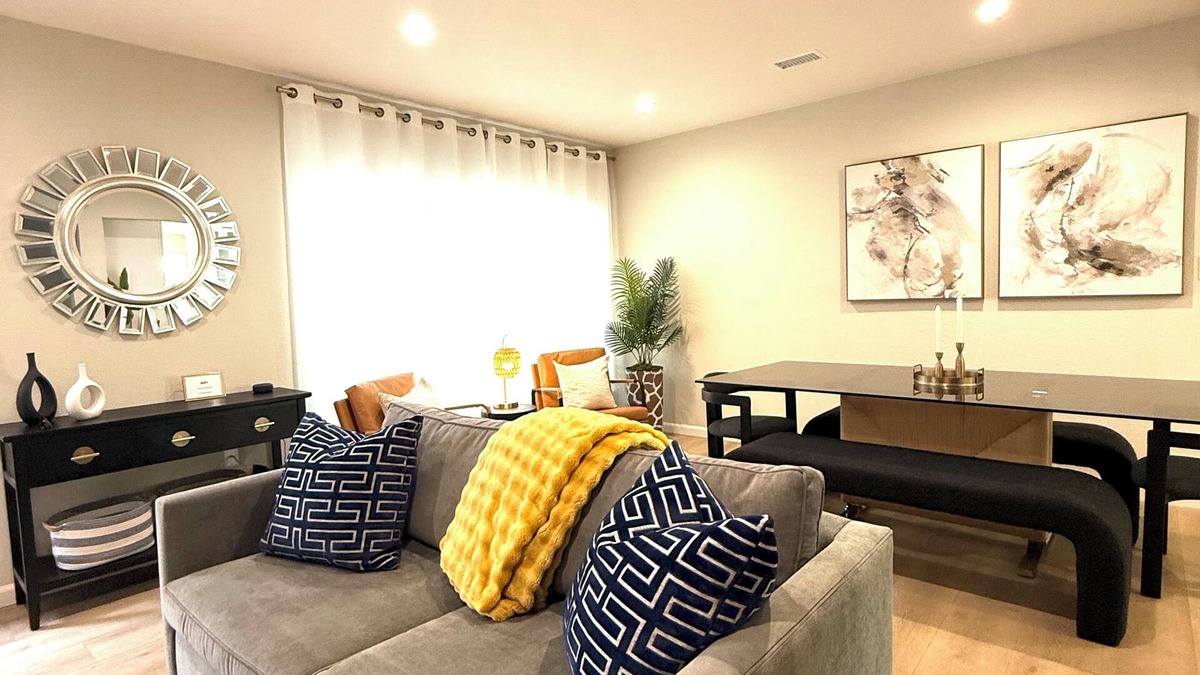 North Redondo House | Classy 4-bedroom house with AC in Redondo Beach