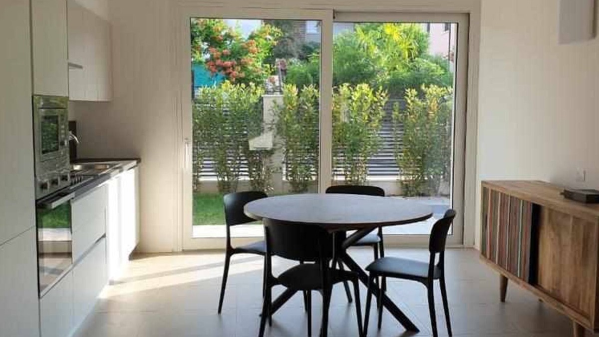 Peschiera del Garda Apartment | Claudia Apartment Peschiera - Garda Lake