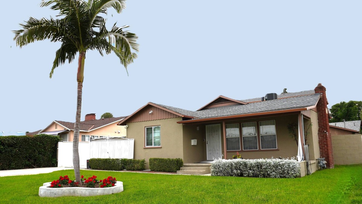 East Whittier House | Clean 3 bedroom 2 bathroom home