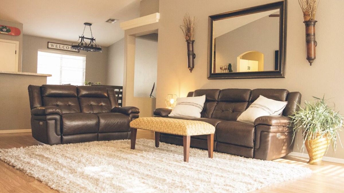 Buckeye House | Clean 4BR 2BA - Entire home, Family friendly!
