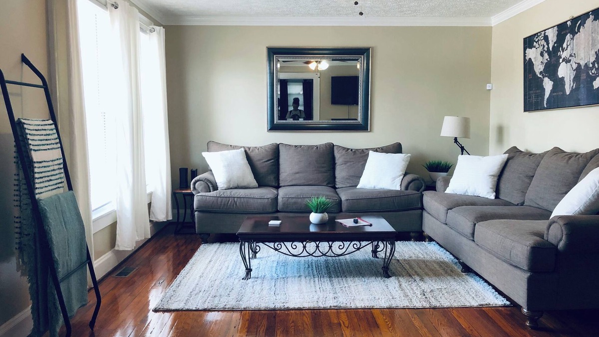 Anderson House | Clean and Cozy
