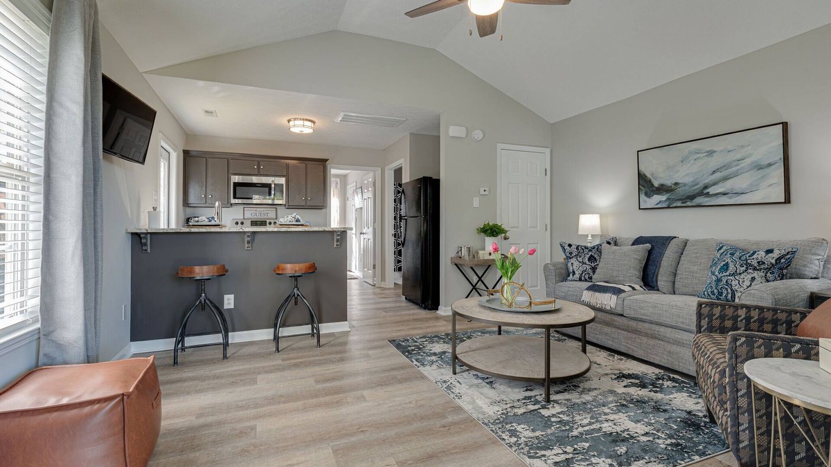 Lewisburg Apartment | Clean and Private Updated Duplex Apartment