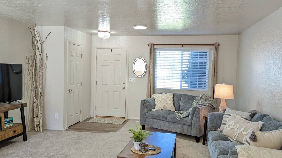 Caldwell House | Clean, Classy home in quiet neighborhood