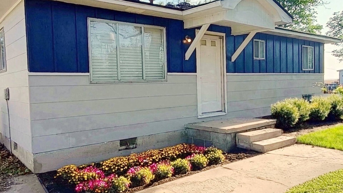 Blytheville House | Clean & Cozy 3-bedroom house in great neighborhood of Blytheville with AC, WiFi