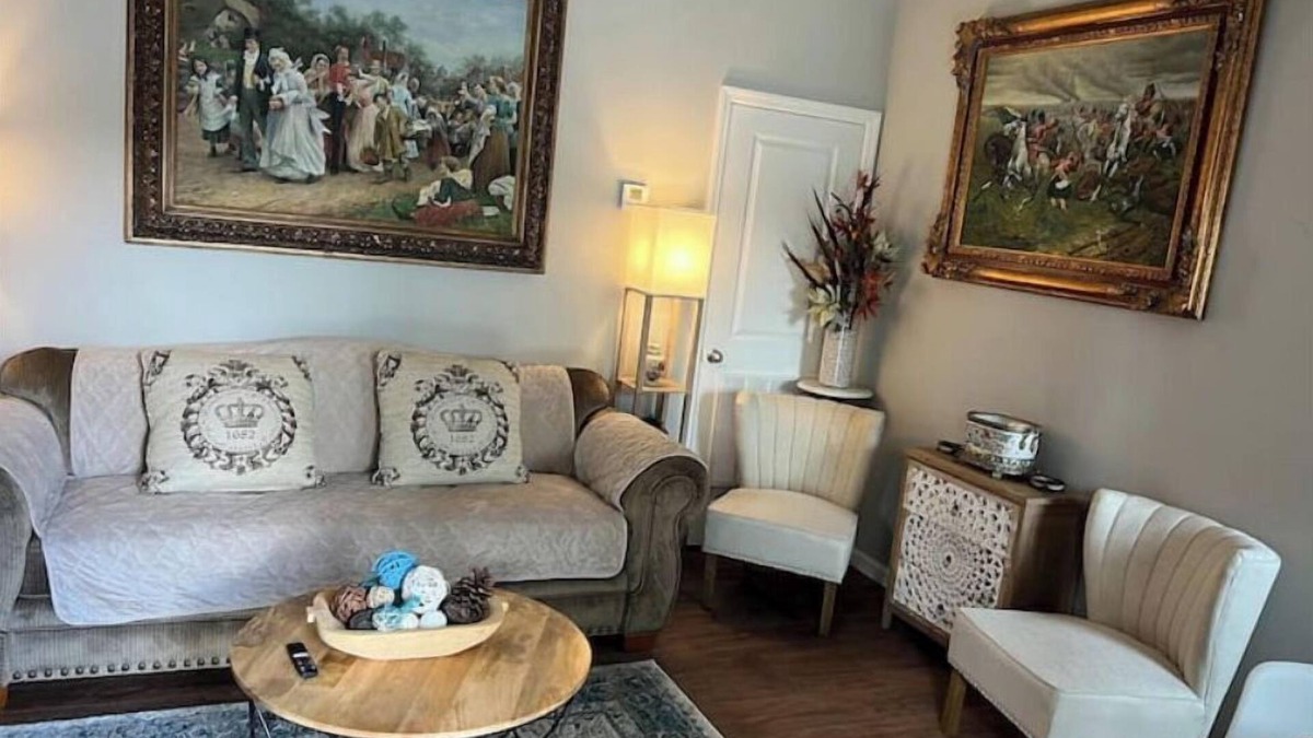 Valdosta House | Clean Modern Deco Apt 1 BR 1 Bath Near Everything