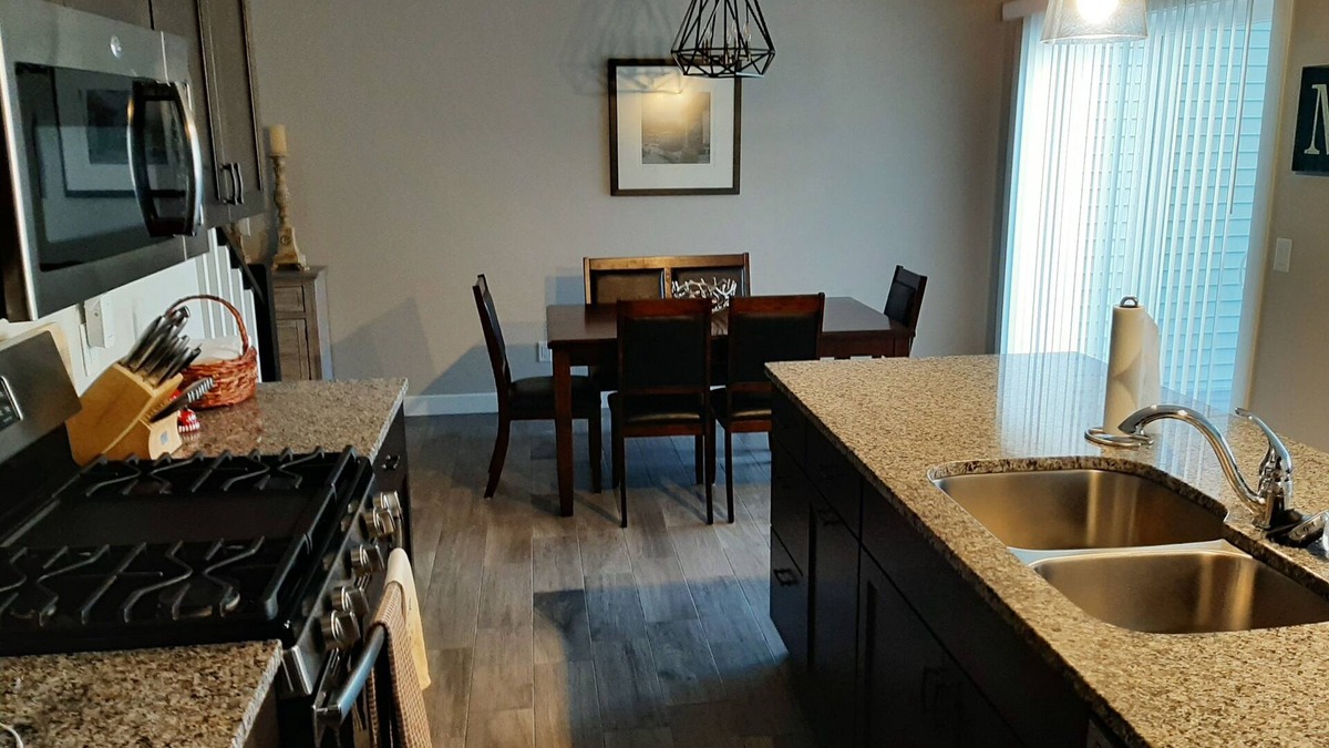 De Forest Condo | Clean new construction