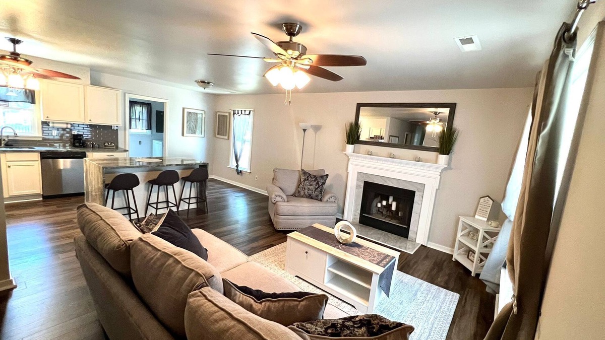 Ashland House | Clean, Quiet, & Cozy Ashland Home