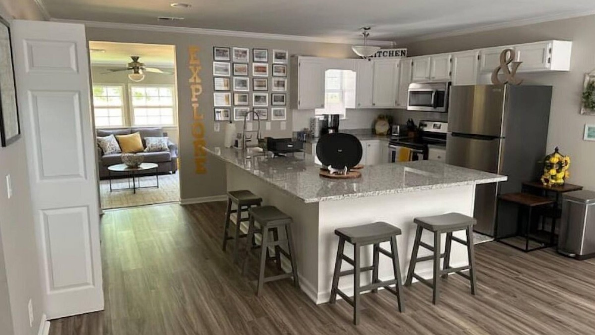 Savannah House | Clean, Quiet, & Cozy, Bungalow Getaway