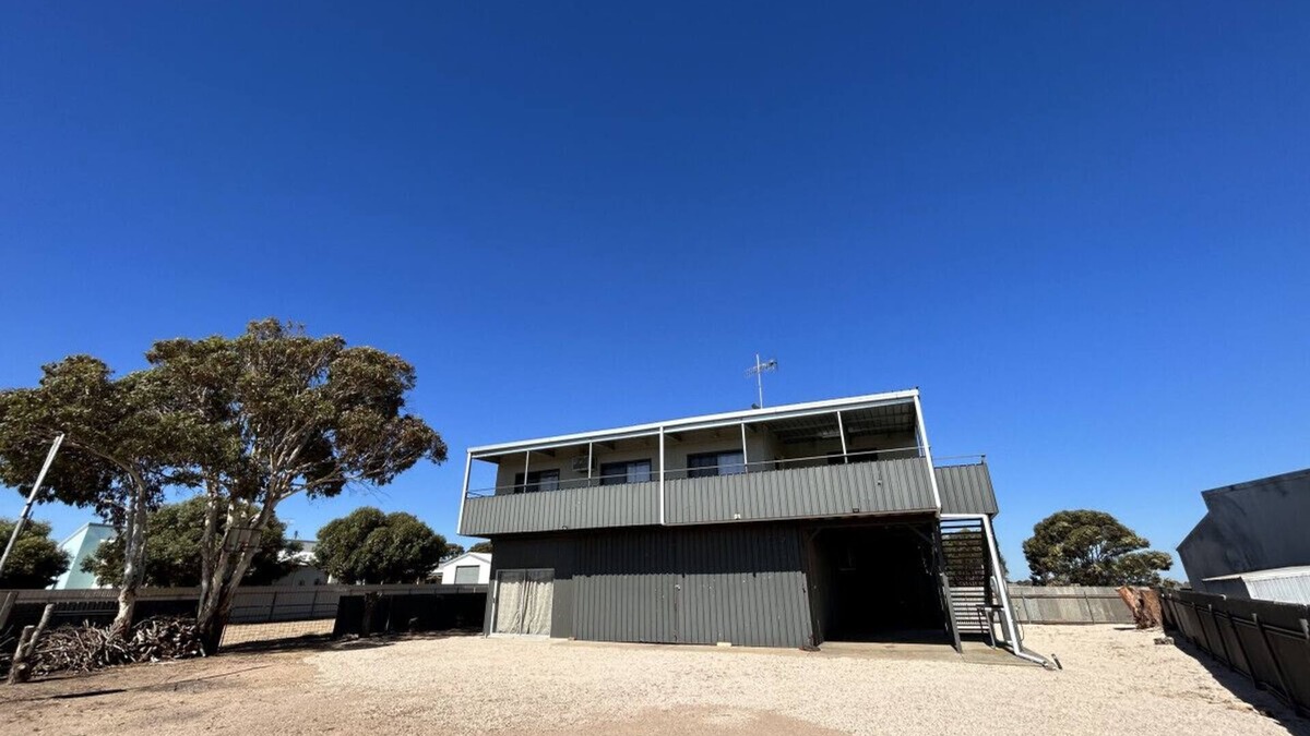 Port Victoria Apartment | Clearview Shack - Entire Home in Port Victoria