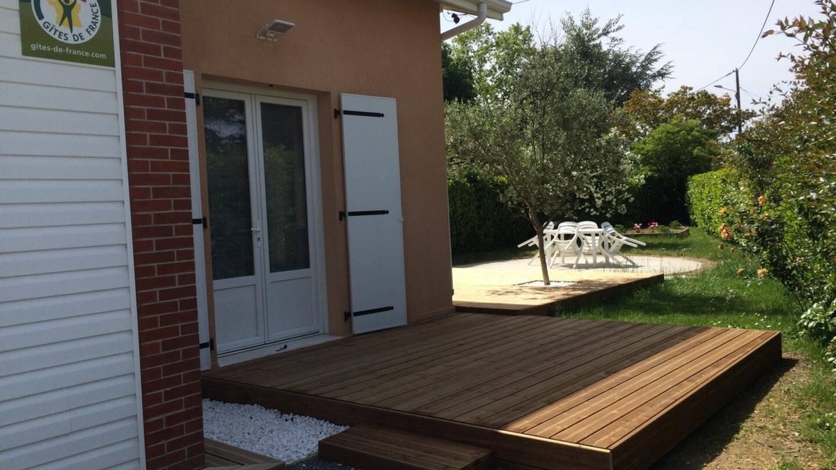 Ambares-et-Lagrave House | Cleau - Ambares Lagrave