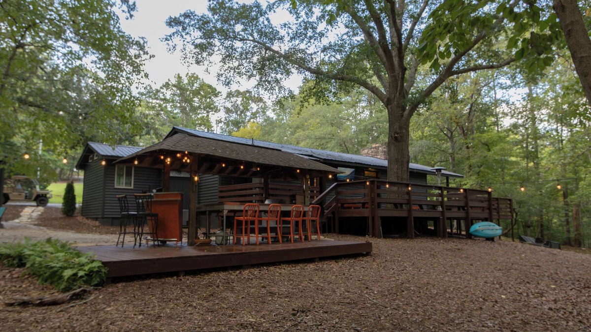 Central Cabin | Clemson Game Day Lake House Retreat 5 min to Clemson University