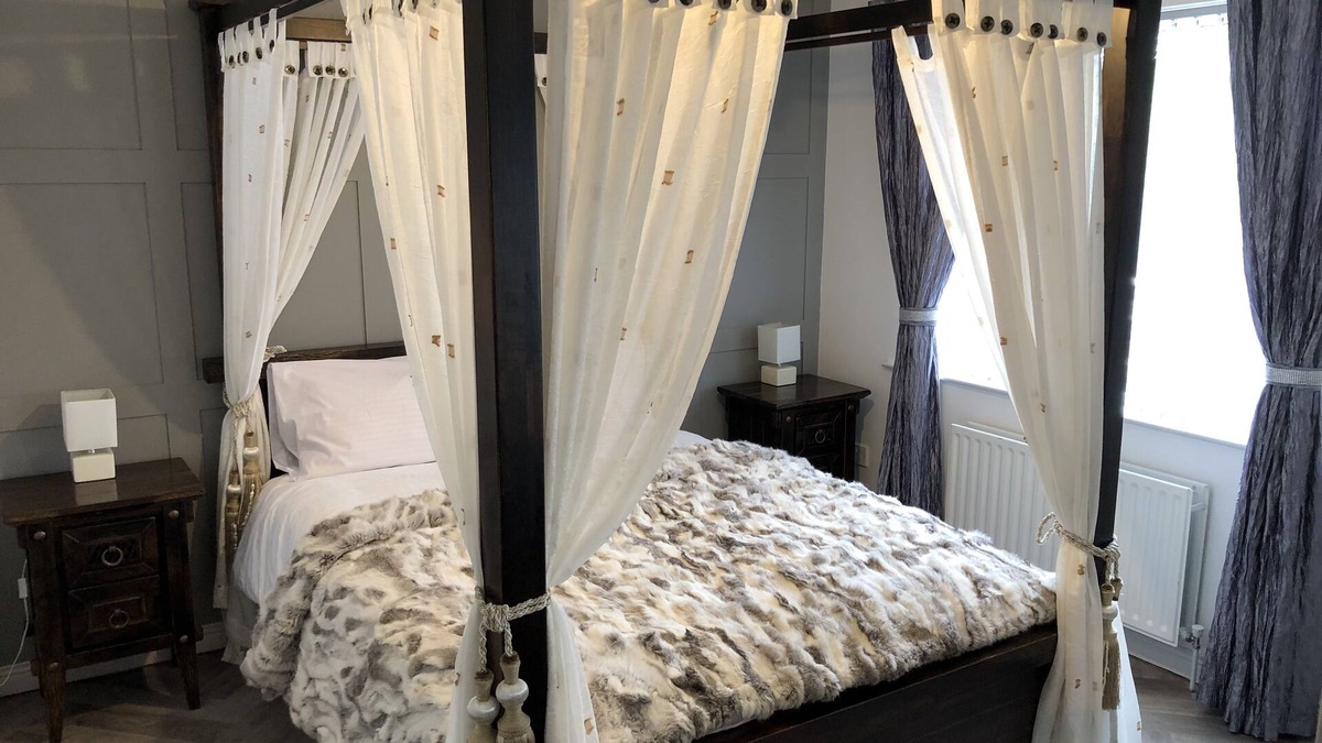 Hilltown House | Cleomack HousenHome from Home @Mourne Mountains
