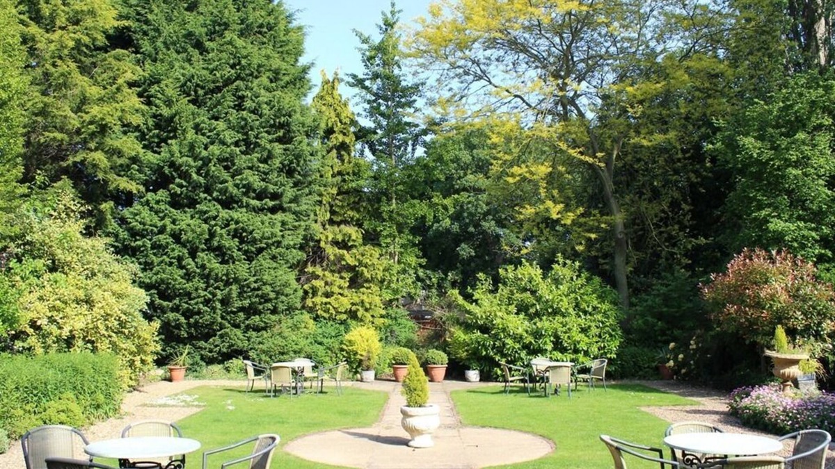 Spalding Hotel | Cley Hall Hotel