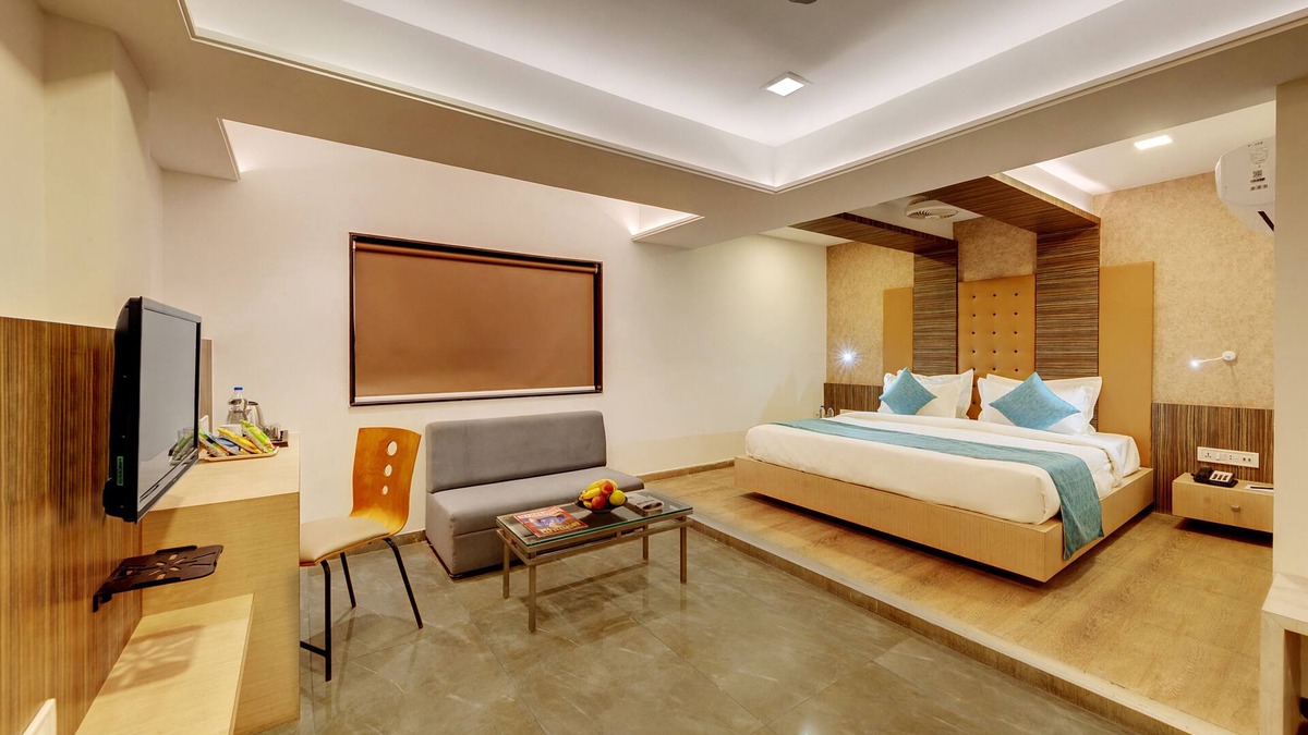 Jamnagar Hotel | Click Hotel By Suba