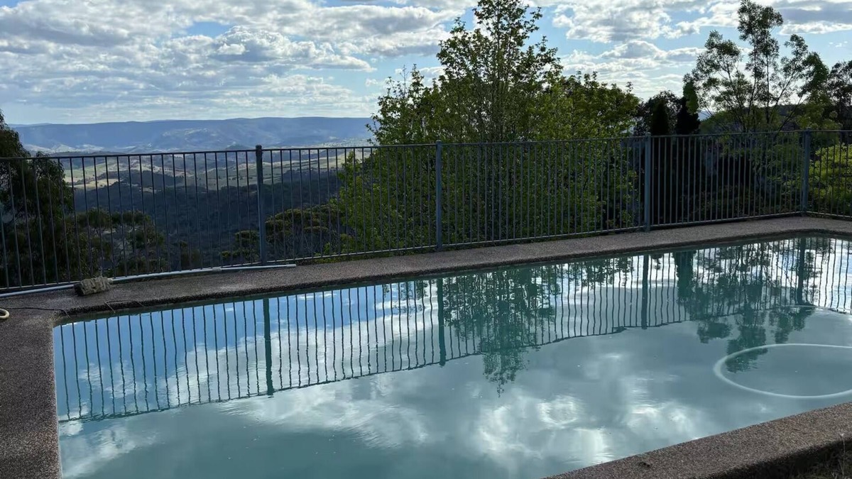 Mount Victoria House | Climbase - Entire guest suite in Mount Victoria, Australia
