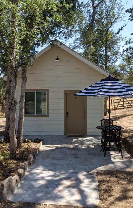 Dunlap House | Clingan's Junction Cottage #4