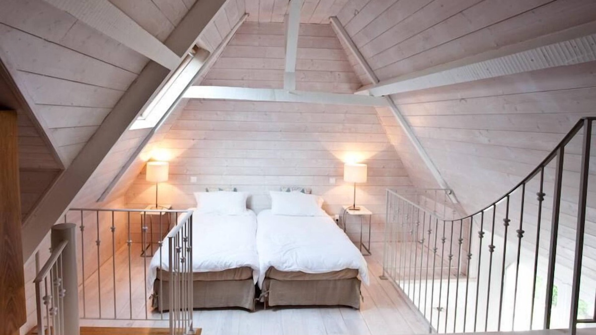 Jurancon Apartment | Clos Mirabel Manor House Apartment