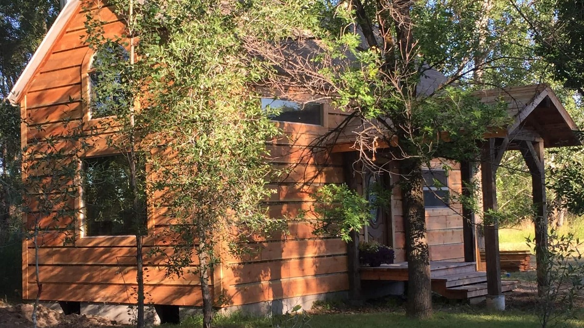 Rexburg Cabin | Close to Bear World , Heise Hot springs , West Yellowstone and Jackson Hole.