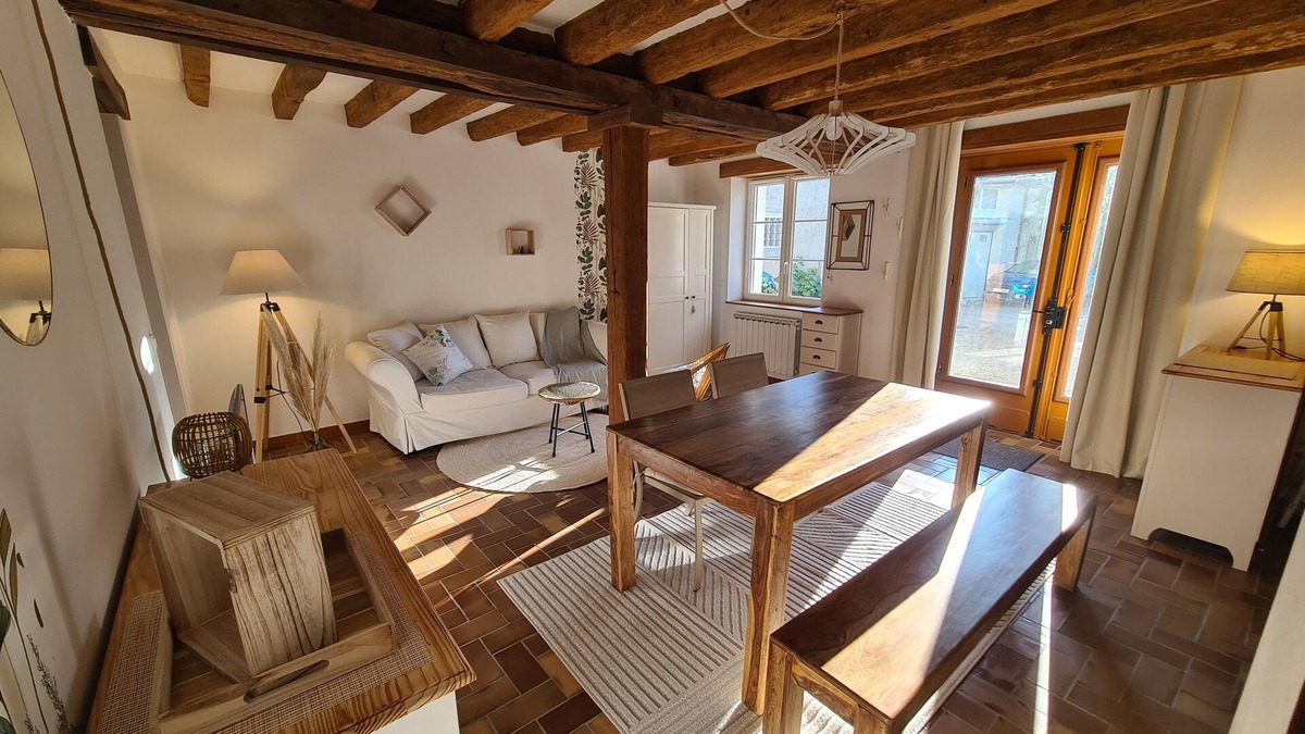 Lye House | Close to Beauval Zoo and Châteaux, Gîte de la Renardière, Ideal for families