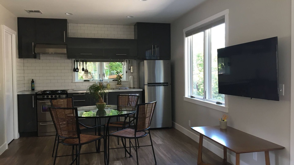 Clarksville Apartment | Close to Downtown and UT! Beautiful New Studio Apartment